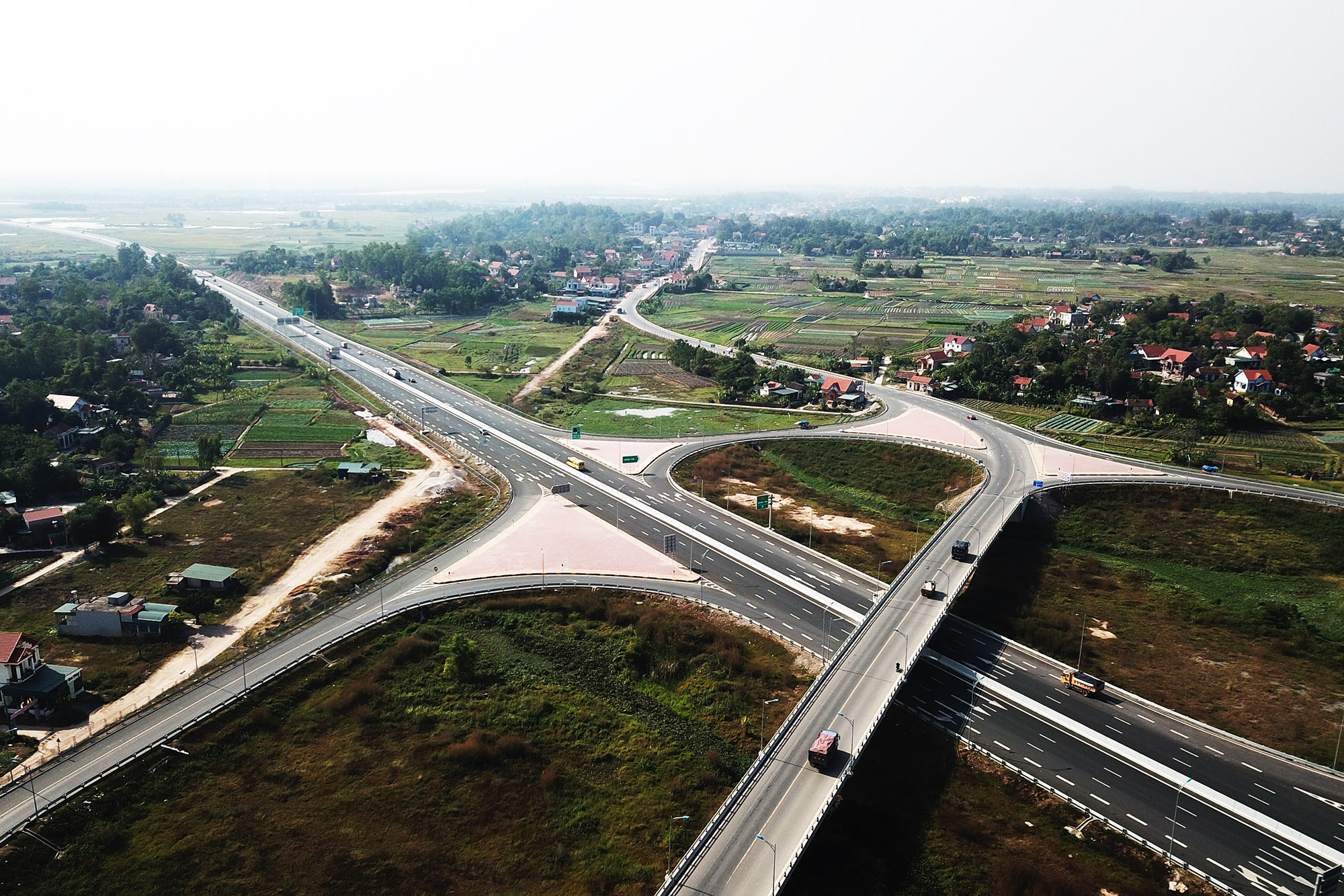 Phát triển không gian đô thị hiện đại, thông minh