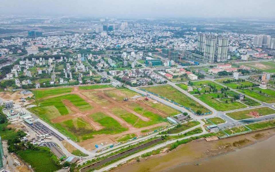 Dịch Covid-19 bùng phát trở lại, kịch bản nào cho thị trường địa ốc?